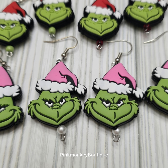 Grinch Silicone Beaded Dangle Earrings - Picture 5 of 6